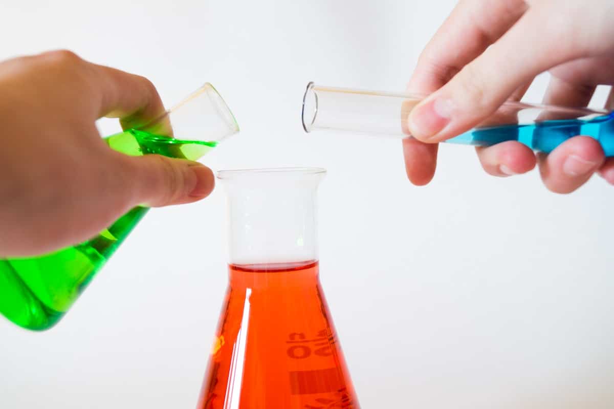 Borosilicate laboratory ware