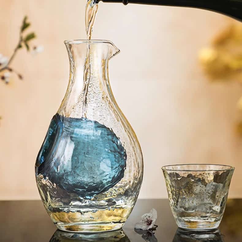 Toyo-Sasaki Golden Sapphire Galaxy Cold Sake Set - Image 2