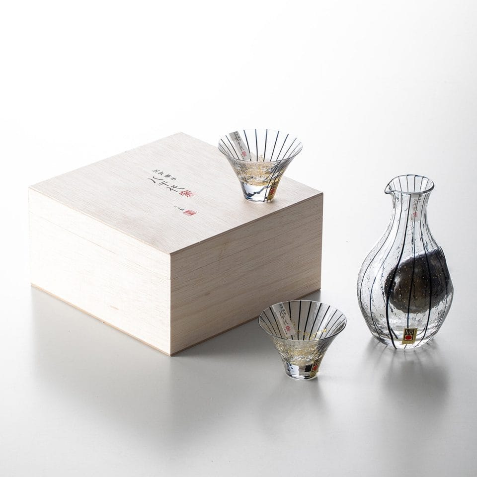 Toyo-Sasaki Kurotama Gold Foil Cold Sake Set - Main Image