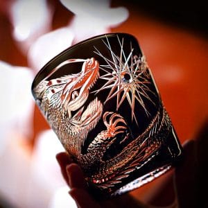 Nature & Legend (Dragon) Handcrafted Soaring Dragon Whisky Glass With Wooden Box - Image 3