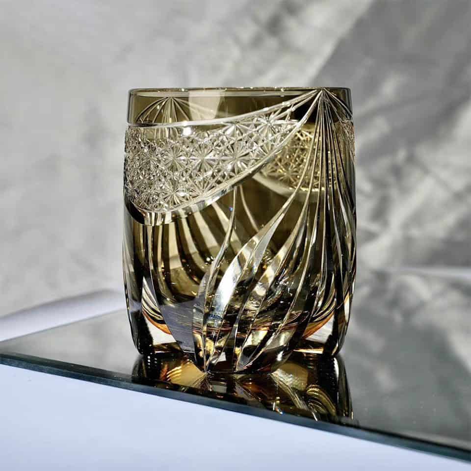 JR Handcrafted Heart-Cut Crystal Champagne Flutes with Gift Set - 图片 7